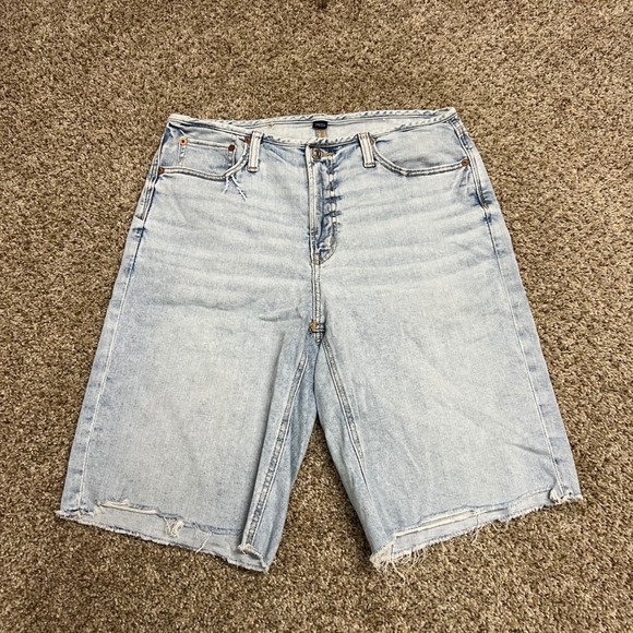 American Eagle Outfitters Pants - American Eagle Women 8 Light Wash Denim Bermuda Shorts RawHem Stretch Button Fly